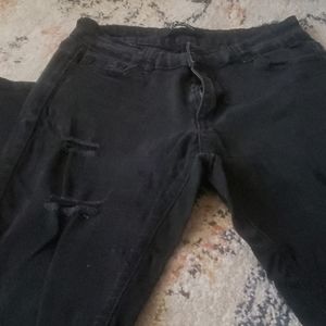 Black distressed jeans